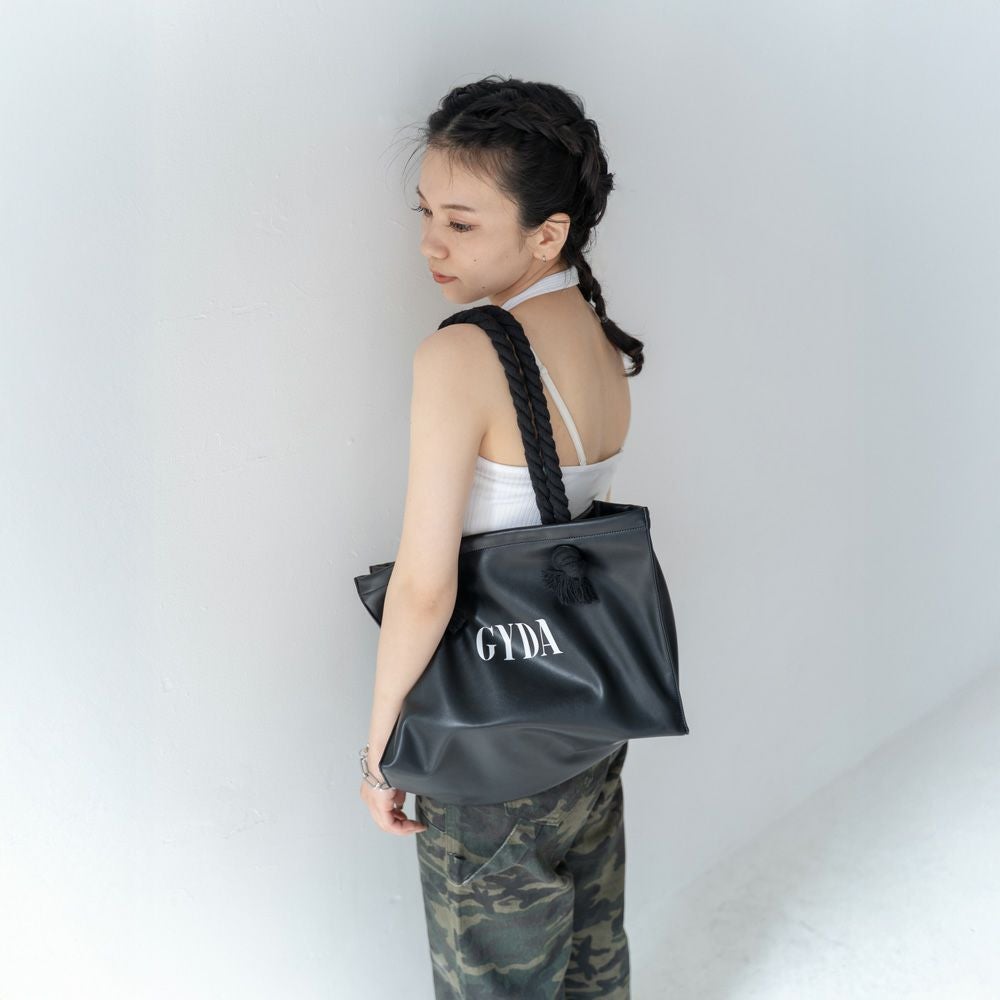 leja⭐︎バッグ セール】 スクエアレザーミニショルダーバッグ （ショルダーバッグ